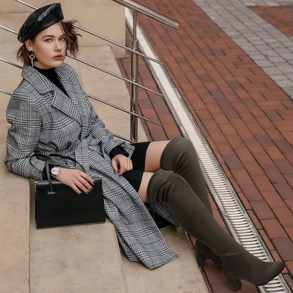 BNIB Over the Knee Suede Boots - Picture 4 of 7